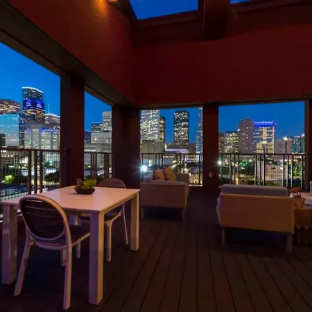 Downtown Apt Free Parking - Fully Kitchen - Free Laundry-3