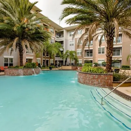 Prestige Retreat With Wi-Fi, Pool, Parking, Pets Ok-2