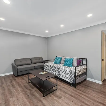 Montrose 1Br Apartment With Modern Vibes And Fast Wifi-2
