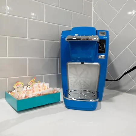 Montrose 1Br Apartment With Modern Vibes And Fast Wifi-3