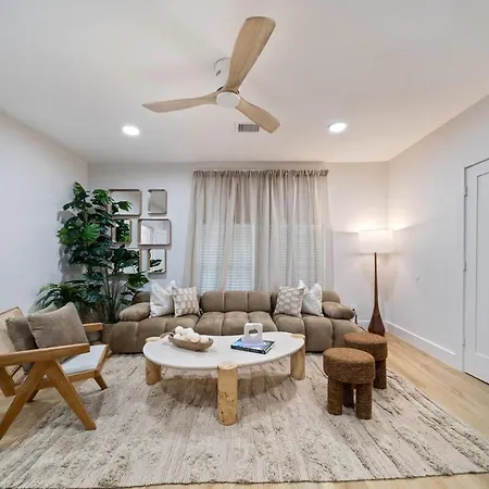 Mediterranean Villa #5 At East Downtown-2