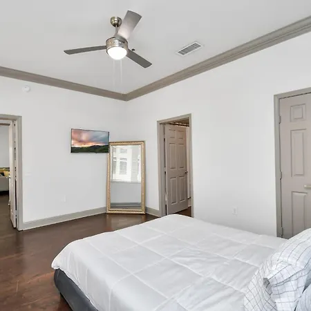 Skyline King Beds Retreat 2Br 2Ba Near Nrg Medical Center Galleria Mall-2