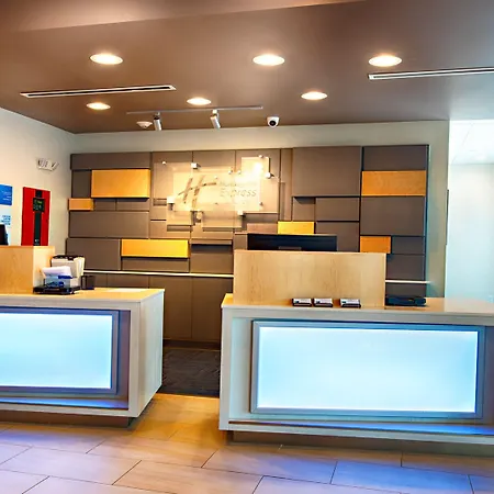 Holiday Inn Express & Suites Houston Southwest Galleria Area By Ihg-2