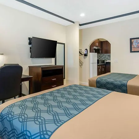 Econo Lodge Inn & Suites Houston Willowbrook-2