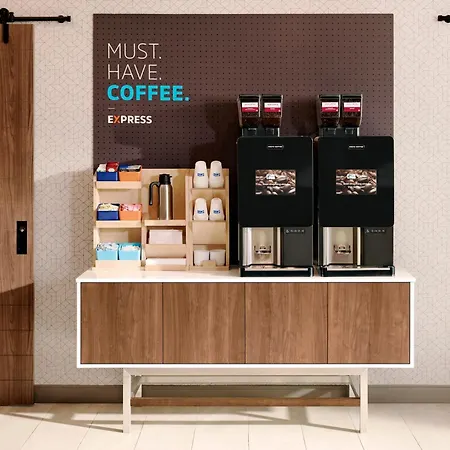 Holiday Inn Express & Suites Memorial - Citycentre By Ihg-3