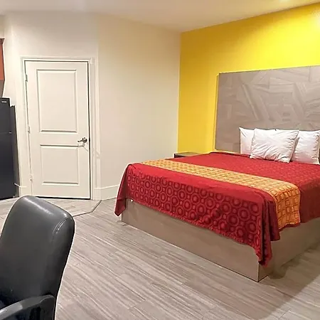 Americas Best Value Inn & Suites Houston Veterans Memorial-3