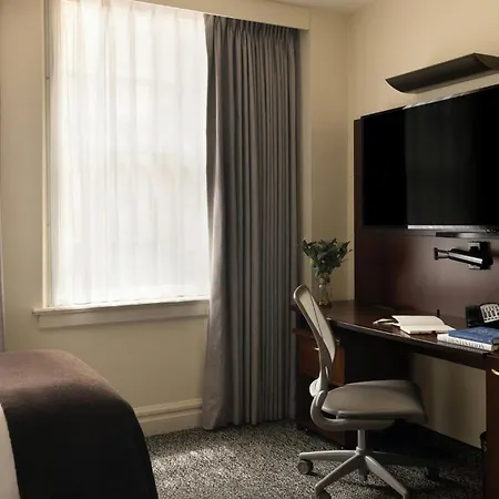 Club Quarters Hotel Downtown, Houston-2