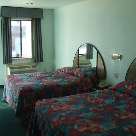 Scottish Inns & Suites East Tidwell-3