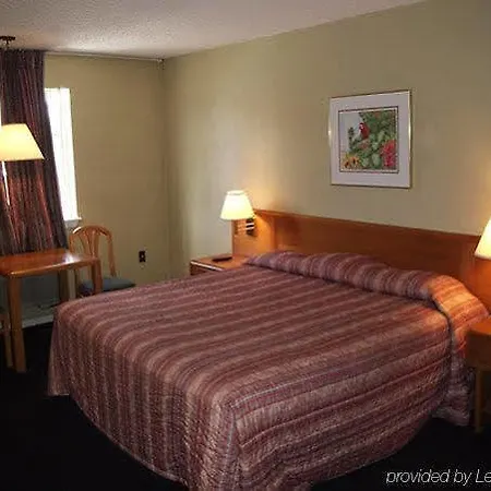 Red Carpet Inn Hornwood Drive-2