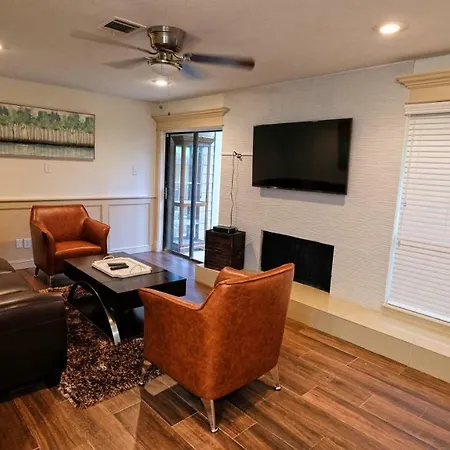 Galleria Area Condo, 2 Bedrooms 2 Story - Ocee-2