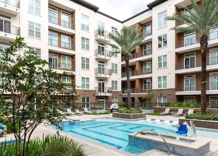 Downtown Houston Condo W Pool And Free Parking 6