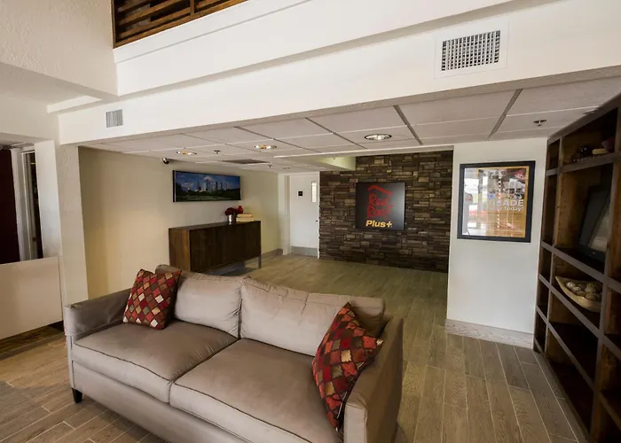 Red Roof Inn Plus+ Houston - Energy Corridor