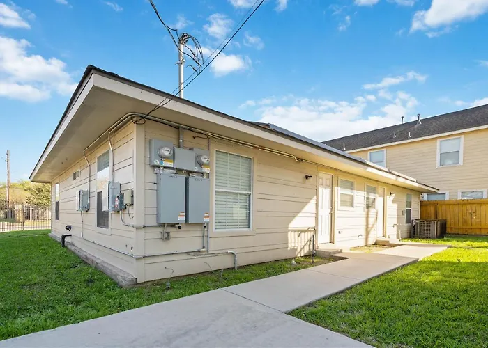 Pristine & Exquisitely Designed Apt 7 Min From Tx Med Center Houston