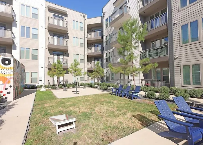 Comfortable Getaway Downtown Htx Houston