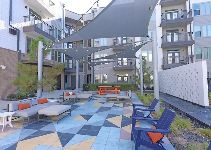 Comfortable Getaway Downtown Htx Houston