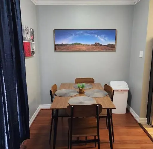 Blue Shark *E4* @ Midtown Comfortable 1Br King Apartment Houston
