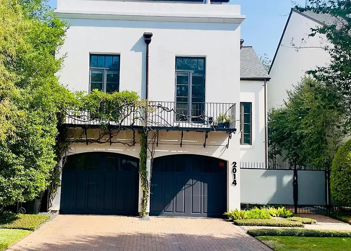 Moose Manor Guest Suite - Houston