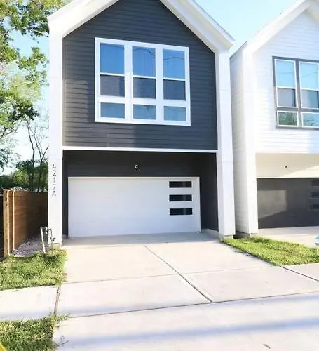 Urban Oasis: Retreat In The City Houston