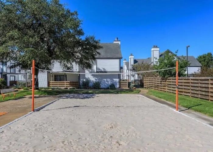 Family Friendly Retreat At Med Center/Nrg Apartment Houston