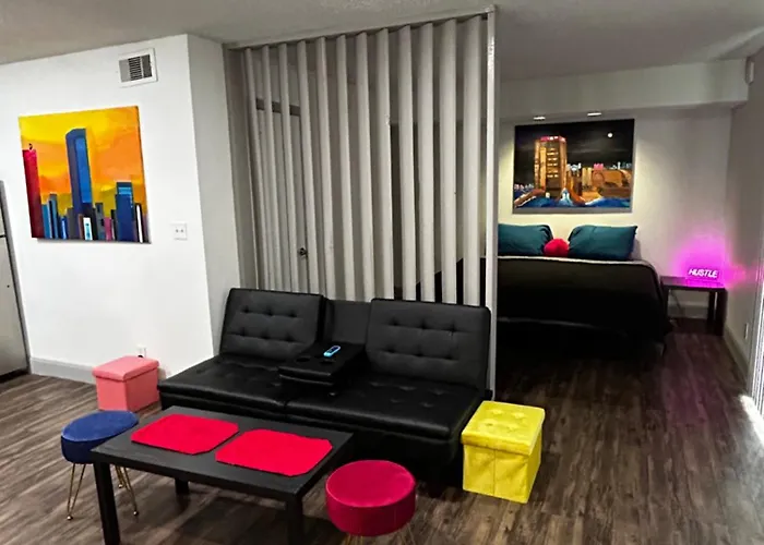 Posh Entire Unit At Nrg & Tmc Apartment Houston