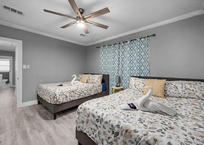 Modern & Spacious 3Br Retreat On Prime Location Houston