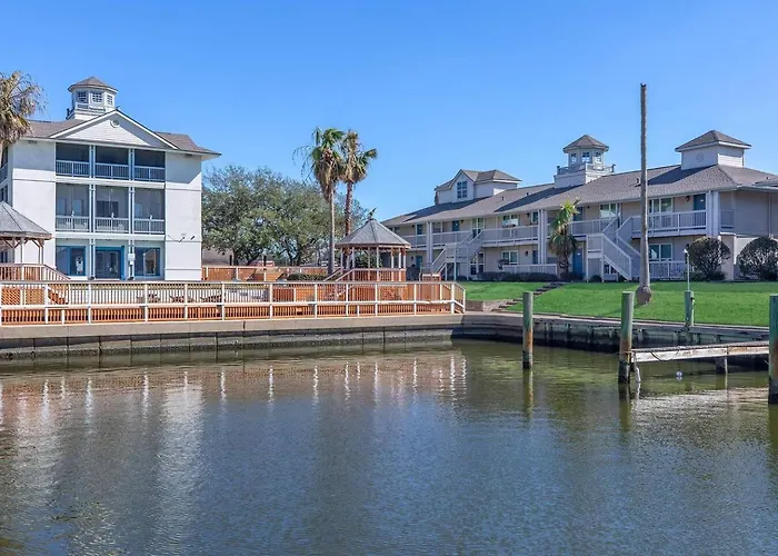 Bayview Retreat - Walk To Moody Gardens Apartment Houston