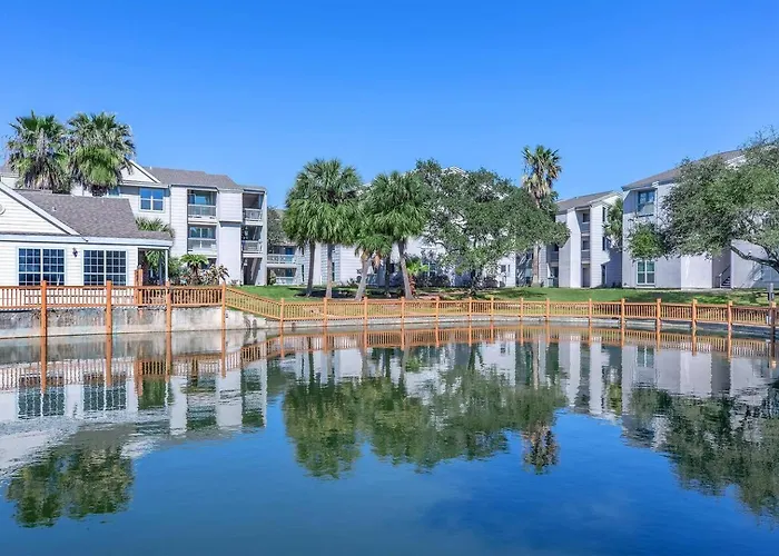 Bayview Retreat - Walk To Moody Gardens Apartment Houston