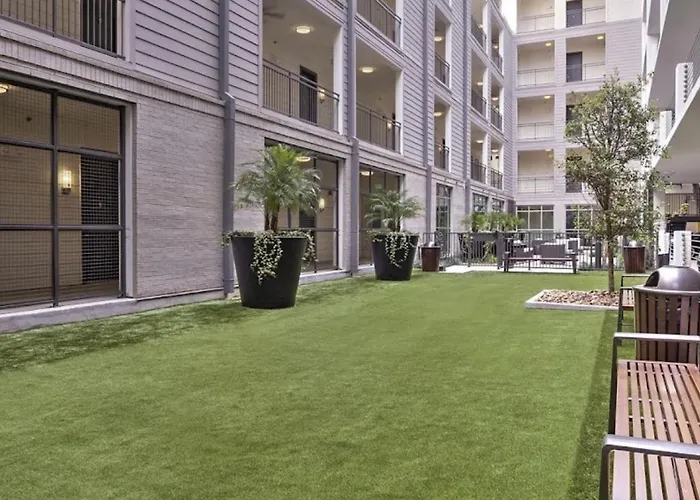 Apartment In Downtown Houston Free Parking