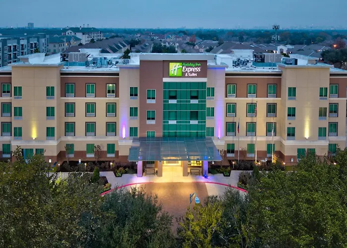 Holiday Inn Express & Suites Houston S - Medical Ctr Area By Ihg