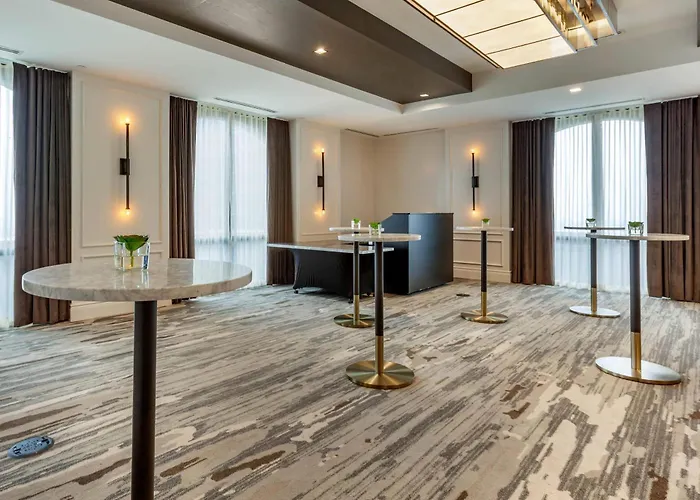 Hotels in HoustonCambria Downtown Convention Center