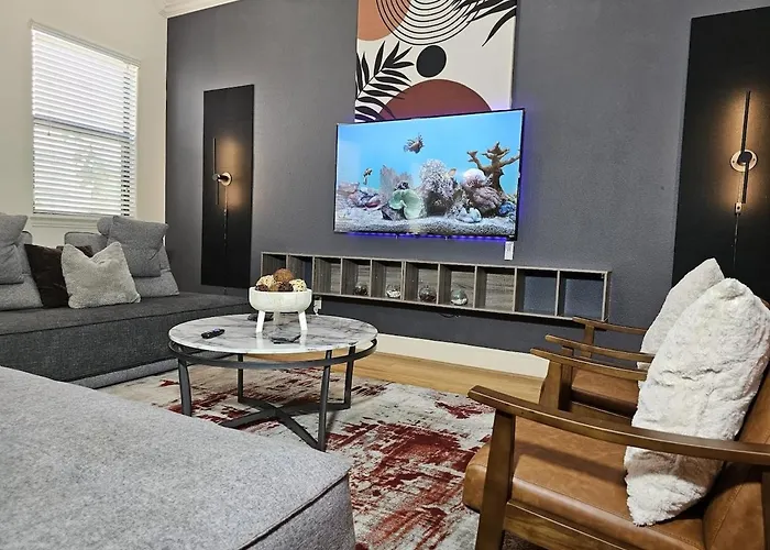 Galleria Comfort 3Br King Bed Private Jacuzzi And Garage Houston