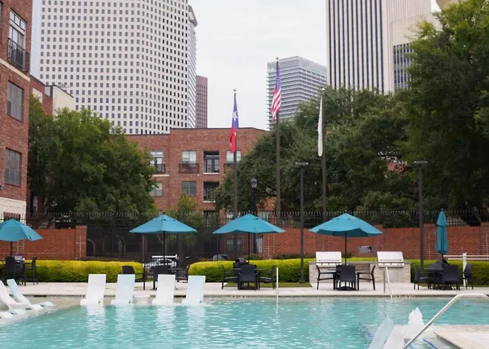 Close To Convention Center & Stadiums Houston