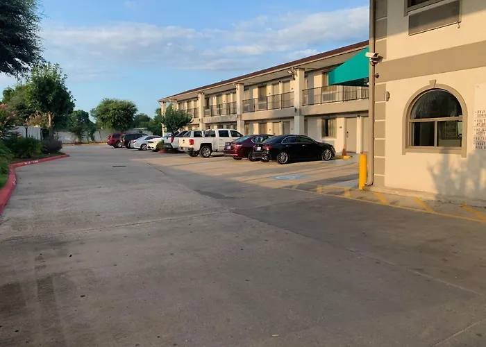 Luxury Inn Houston