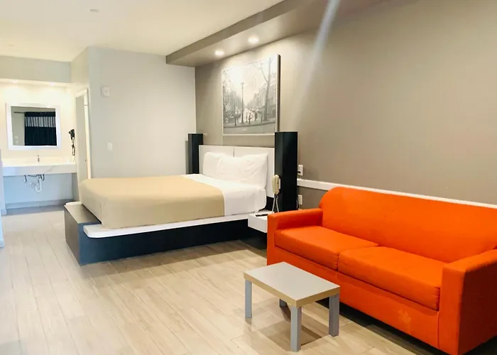 Crystal Inn Houston