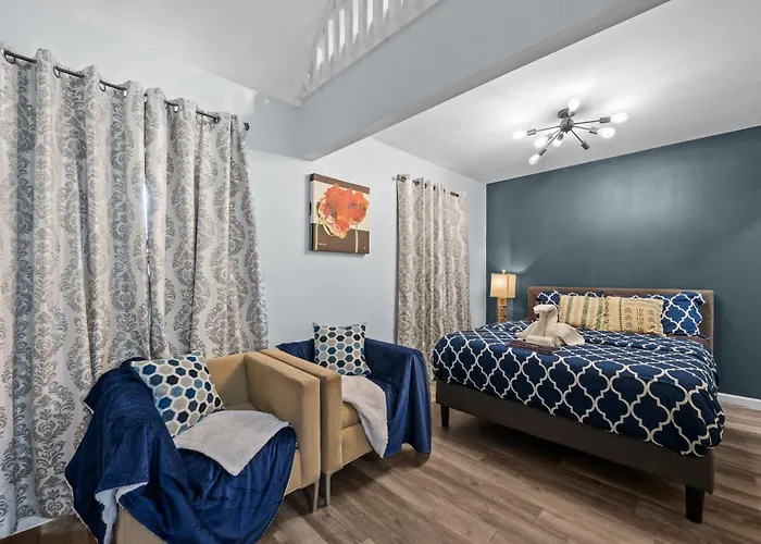 Boho-Inspired Haven With Free Park Apartment Houston
