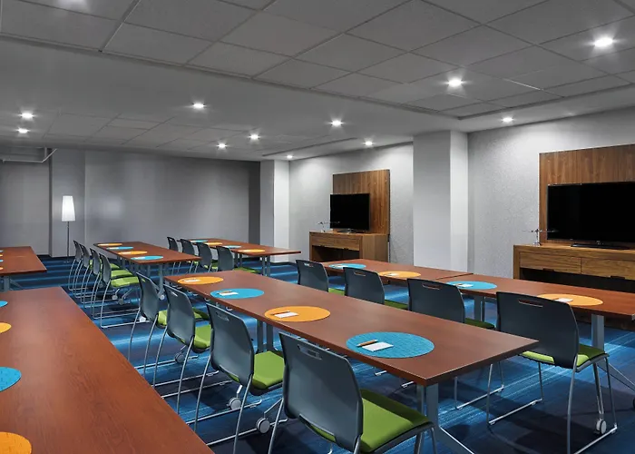 Aloft By Marriott Houston Downtown Hotel