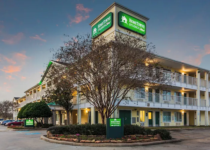Hometowne Studios By Red Roof Houston - West Oaks - Energy Corridor