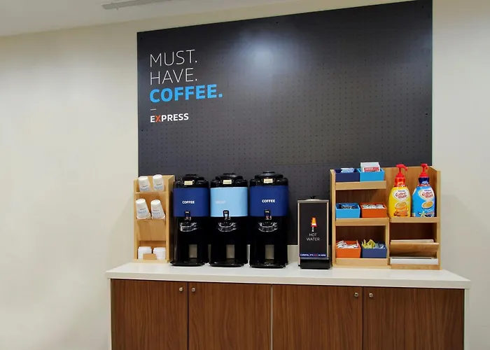 Holiday Inn Express & Suites Houston S - Medical Ctr Area By Ihg