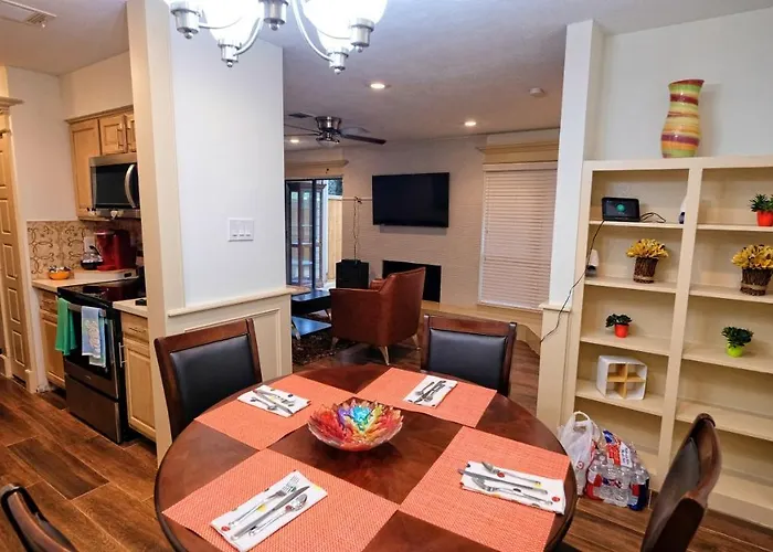 Galleria Area Condo, 2 Bedrooms 2 Story - Ocee Houston